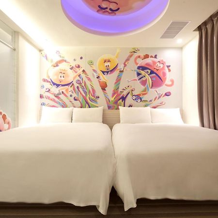 Whoops Hotel Taichung Quarto foto
